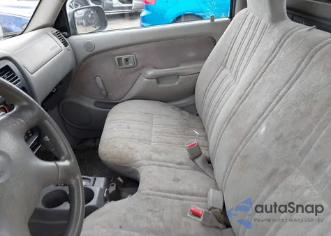 2001 Toyota Tacoma z USA, uszkodzony, nr VIN 5TENL42N61Z723110